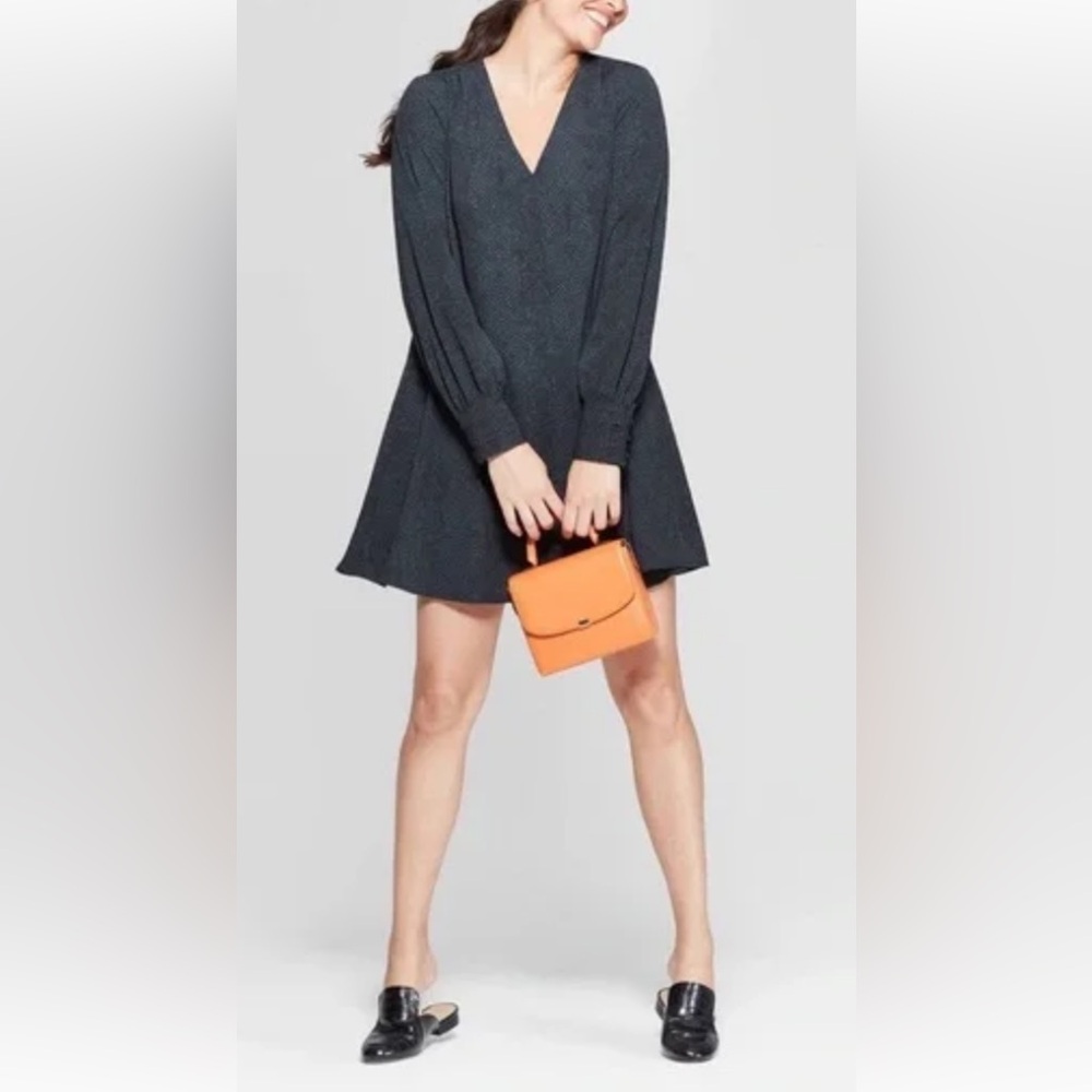 A new day black snakeskin print long balloon sleeve dress size large EUC